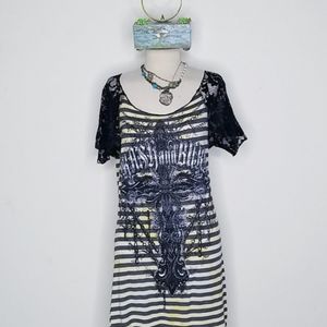 NOT AVAILABLE. 😞 I’m so sorry 😞 
Crash and Burn Top